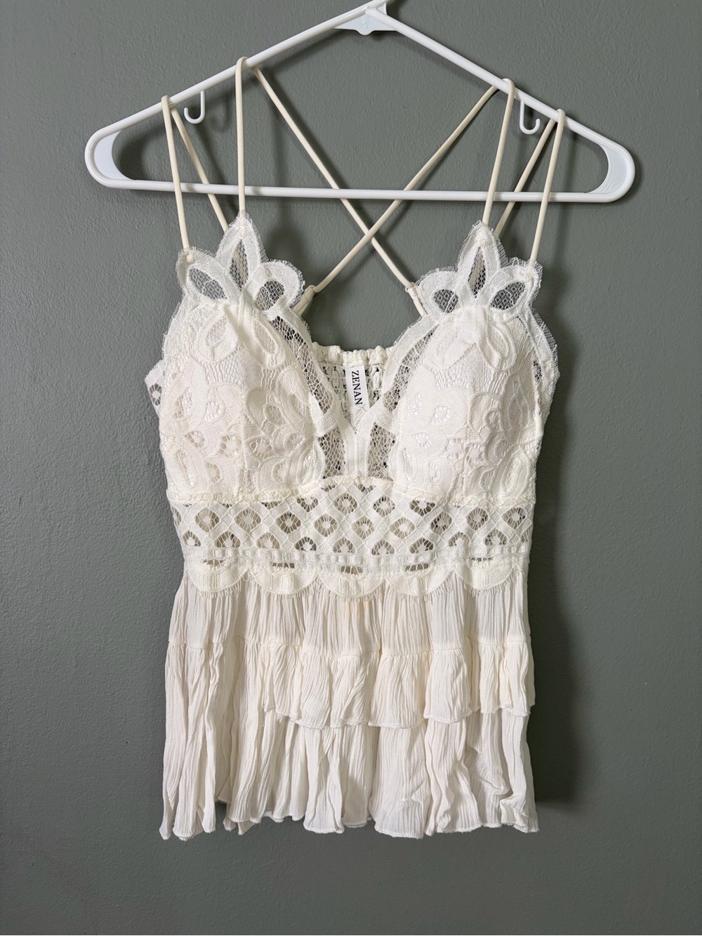 Women’s Large White Lace Tank Top